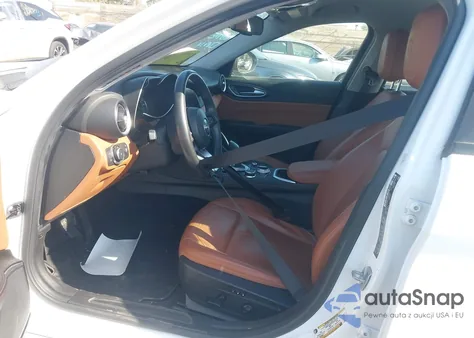 2020 Alfa Romeo Giulia Rwd из США, поврежденный, VIN ZARFAMAN6L7636464